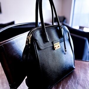 The Adrienne Vittadini Key To Success Bag
